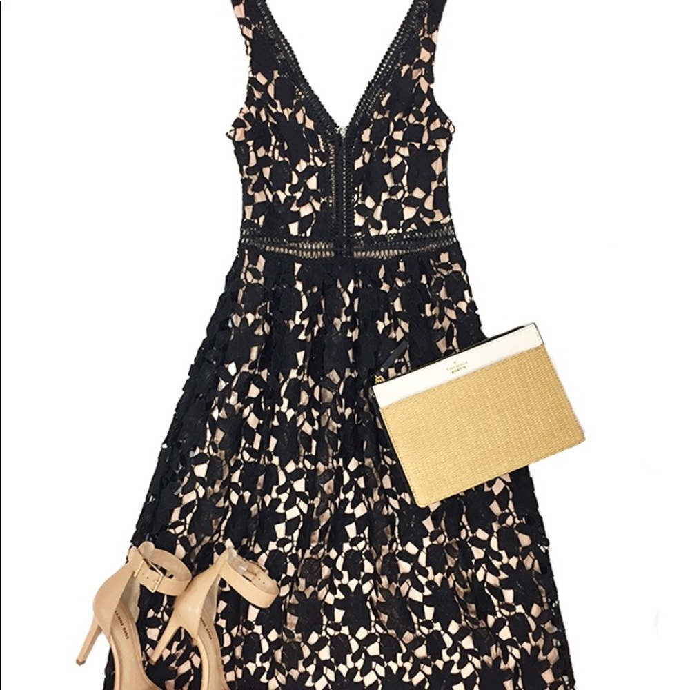 NEW Gianni Bini black lace dress